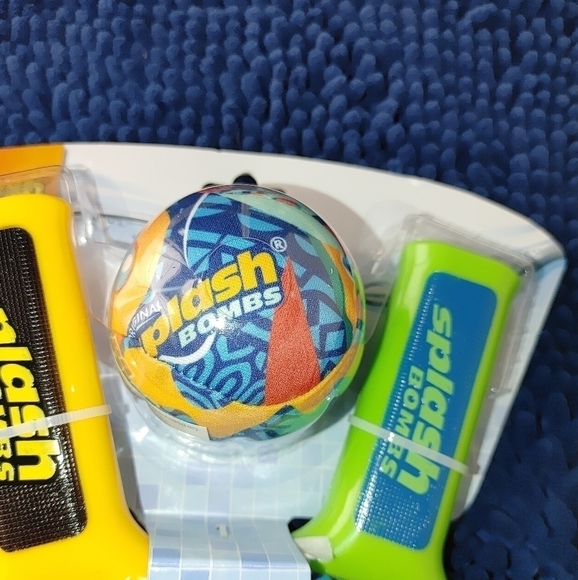 Prime Time Toys Splash Bomb paddle ball set. New/Unopened - Picture 3 of 9
